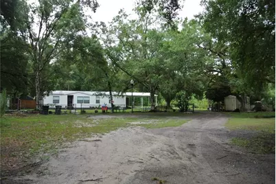 38122 Central Avenue, Zephyrhills, FL 33540 - Photo 8
