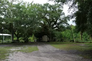 38122 Central Ave, Zephyrhills, FL 33540 - Photo 10