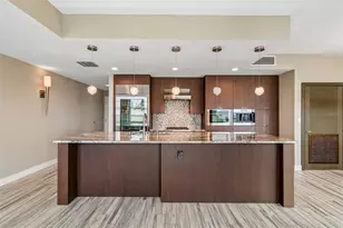 1120 E Kennedy Blvd W, Tampa, FL 33602 - Photo 4