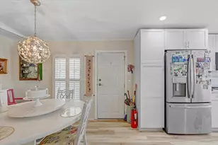174 Clubview Dr, Safety Harbor, FL 34695 - Photo 4