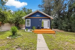 2101 43rd St S, Saint Petersburg, FL 33711 - Photo 2