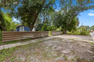 2101 43rd St S, Saint Petersburg, FL 33711 - Photo 12