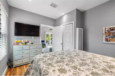 2101 43rd Street S, Saint Petersburg, FL 33711 - Photo 32