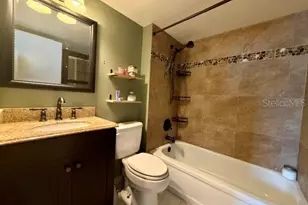 107 Royal Pk Dr, Oakland Park, FL 33309 - Photo 12