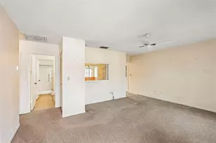 1329 New Bedford Dr, Sun City Center, FL 33573 - Photo 6