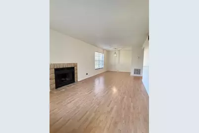 14308 Hanging Moss Circle #102, Tampa, FL 33613 - Photo 6