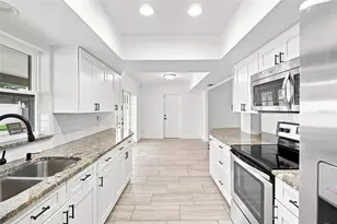 1101 88th Ave N, Saint Petersburg, FL 33702 - Photo 26