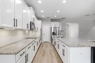 32306 Garden Alcove Loop, Wesley Chapel, FL 33545 - Photo 18