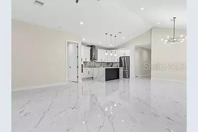 2823 60th Avenue N, Saint Petersburg, FL 33714 - Photo 12