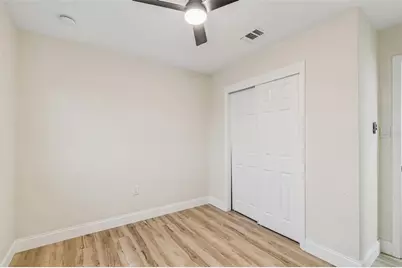 6781 33rd Avenue N, Saint Petersburg, FL 33710 - Photo 44