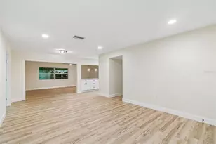 6781 33rd Ave N, Saint Petersburg, FL 33710 - Photo 6