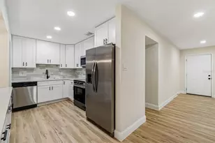 6781 33rd Ave N, Saint Petersburg, FL 33710 - Photo 14