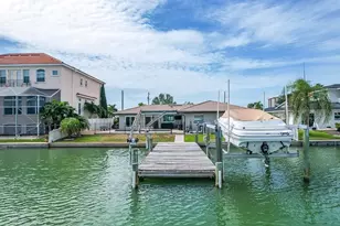 340 Palm Island NE, Clearwater Beach, FL 33767 - Photo 12