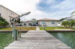340 Palm Island NE, Clearwater Beach, FL 33767 - Photo 72