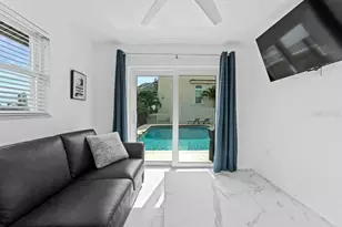 340 Palm Island NE, Clearwater Beach, FL 33767 - Photo 30