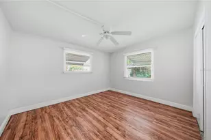 14190 Page Ave, Largo, FL 33774 - Photo 16