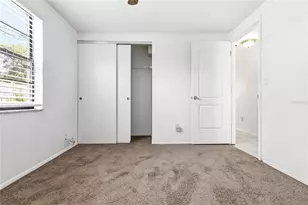 9704 Shalimar Ct, Tampa, FL 33615 - Photo 26