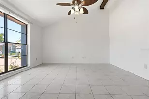 9704 Shalimar Ct, Tampa, FL 33615 - Photo 12