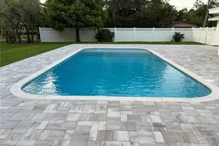 1646 Robin Hood Ln, Clearwater, FL 33764 - Photo 42