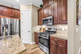9912 Batchelder Terrace, Palmetto, FL 34221 - Photo 8