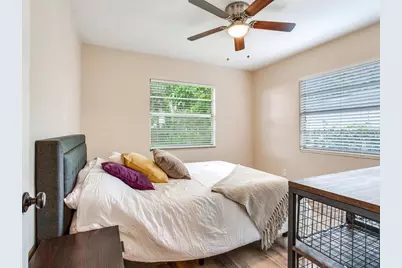 221 N Clearview Avenue, Tampa, FL 33609 - Photo 26