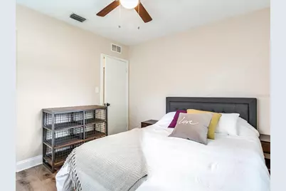 221 N Clearview Avenue, Tampa, FL 33609 - Photo 28