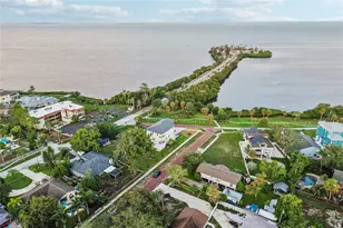 96 Shore Dr, Tarpon Springs, FL 34689 - Photo 68