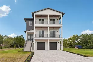 96 Shore Dr, Tarpon Springs, FL 34689 - Photo 4