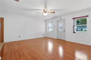 6130 17th St, Zephyrhills, FL 33542 - Photo 10