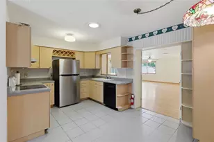 6130 17th St, Zephyrhills, FL 33542 - Photo 12