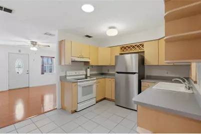 6130 17th Street, Zephyrhills, FL 33542 - Photo 4