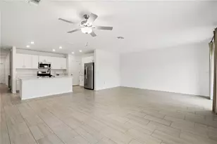 22313 Pleasant Morning Dr, Land O Lakes, FL 34637 - Photo 10
