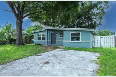 10276 121st Avenue, Largo, FL 33773 - Photo 2