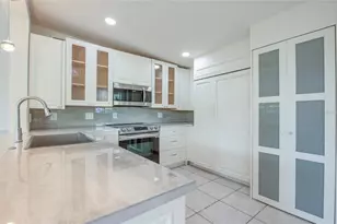 10276 121st Ave, Largo, FL 33773 - Photo 10