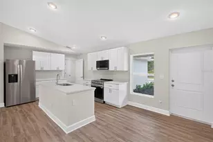 23477 Branch Ave, Port Charlotte, FL 33980 - Photo 6