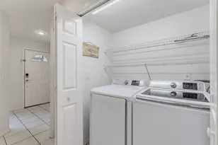 1929 Whitney Way, Clearwater, FL 33760 - Photo 20