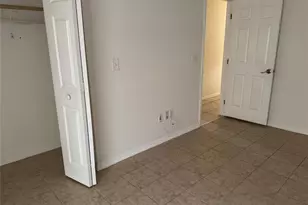 2609 E Emma St, Tampa, FL 33610 - Photo 14