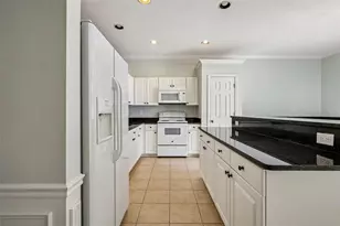 2510 Butterfly Landing Dr, Land O Lakes, FL 34638 - Photo 8