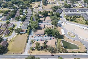 1400 Strawberry Pl, Plant City, FL 33563 - Photo 10