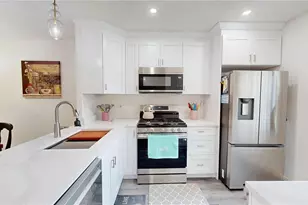1418 Arrowhead Cir W, Clearwater, FL 33759 - Photo 4