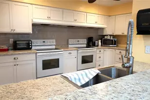 1418 Arrowhead Cir W, Clearwater, FL 33759 - Photo 40