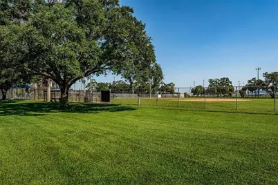 2117 Lakewood Club Drive S #7K, Saint Petersburg, FL 33712 - Photo 38