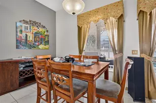 30524 Lanesborough Cir, Wesley Chapel, FL 33543 - Photo 10
