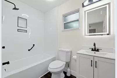 9402 N 12th St, Tampa, FL 33612 - Photo 8