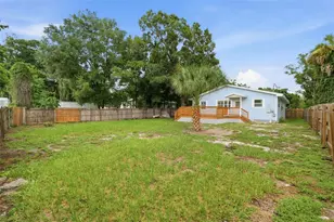 9402 N 12th St, Tampa, FL 33612 - Photo 16