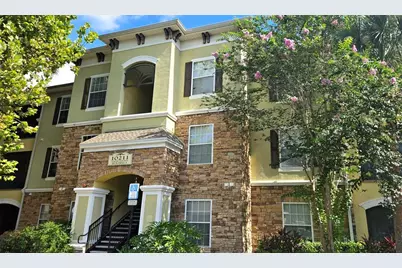 10021 Courtney Palms Boulevard #303, Tampa, FL 33619 - Photo 2