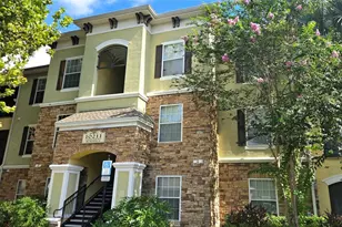 10021 Courtney Palms Blvd, Tampa, FL 33619 - Photo 2