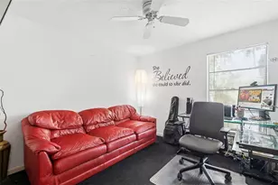 15806 Pennington Rd, Tampa, FL 33624 - Photo 30