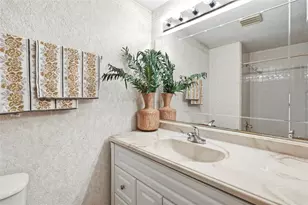 15806 Pennington Rd, Tampa, FL 33624 - Photo 36