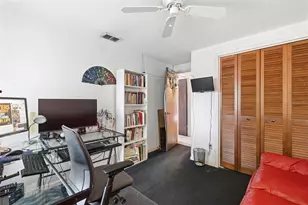 15806 Pennington Rd, Tampa, FL 33624 - Photo 32